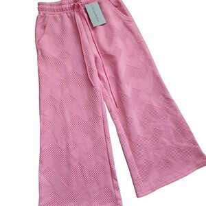 See and Be Seen Pants Womens Small Wide Leg Cropped Textured Pink Loungewear
